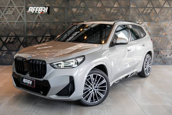 BMW X1 2.0 16V TURBO GASOLINA SDRIVE20I M SPORT STEPTRONIC BMW X1 2.0 16V TURBO GASOLINA SDRIVE20I M SPORT STEPTRONIC